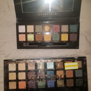 Makeup bundle